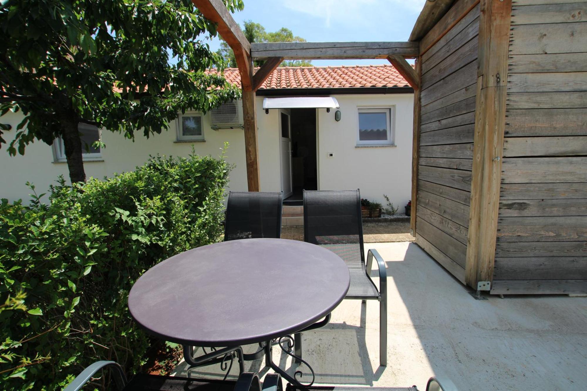 Apartments Green Garden Labinci 객실 사진